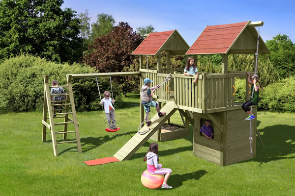 Как сделать детскую площадку во дворе